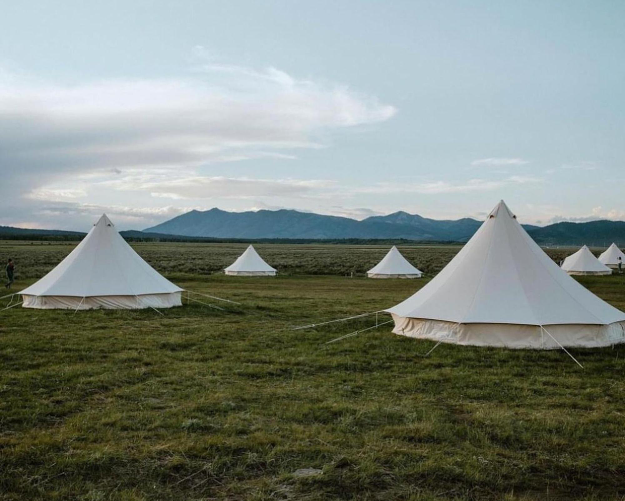 Wander Camp Yellowstone Hotel Island Park Eksteriør billede